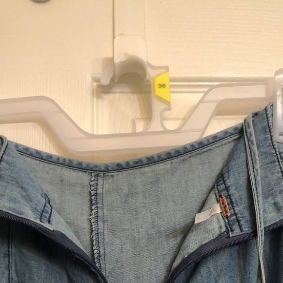 Free People size 4 super wide leg pants jeans with high slit side zipper - Picture 12 of 16